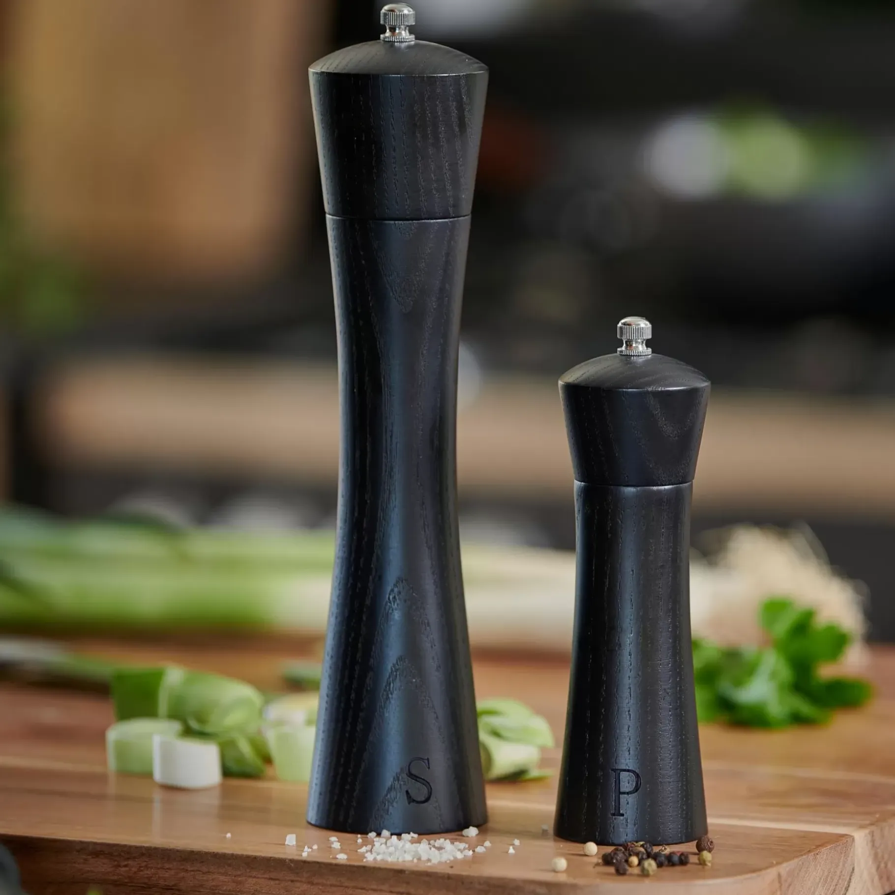 CASA Ash Pimentero Negro Hot