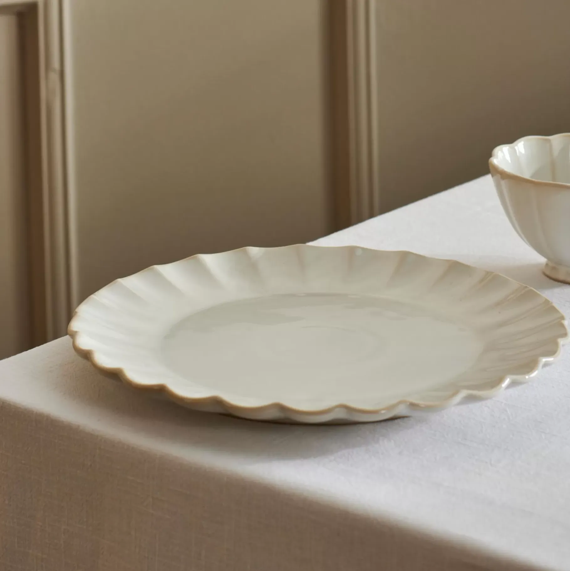 CASA Dahlia Plato Blanco