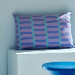 CASA Lee Cojin Morado Hot